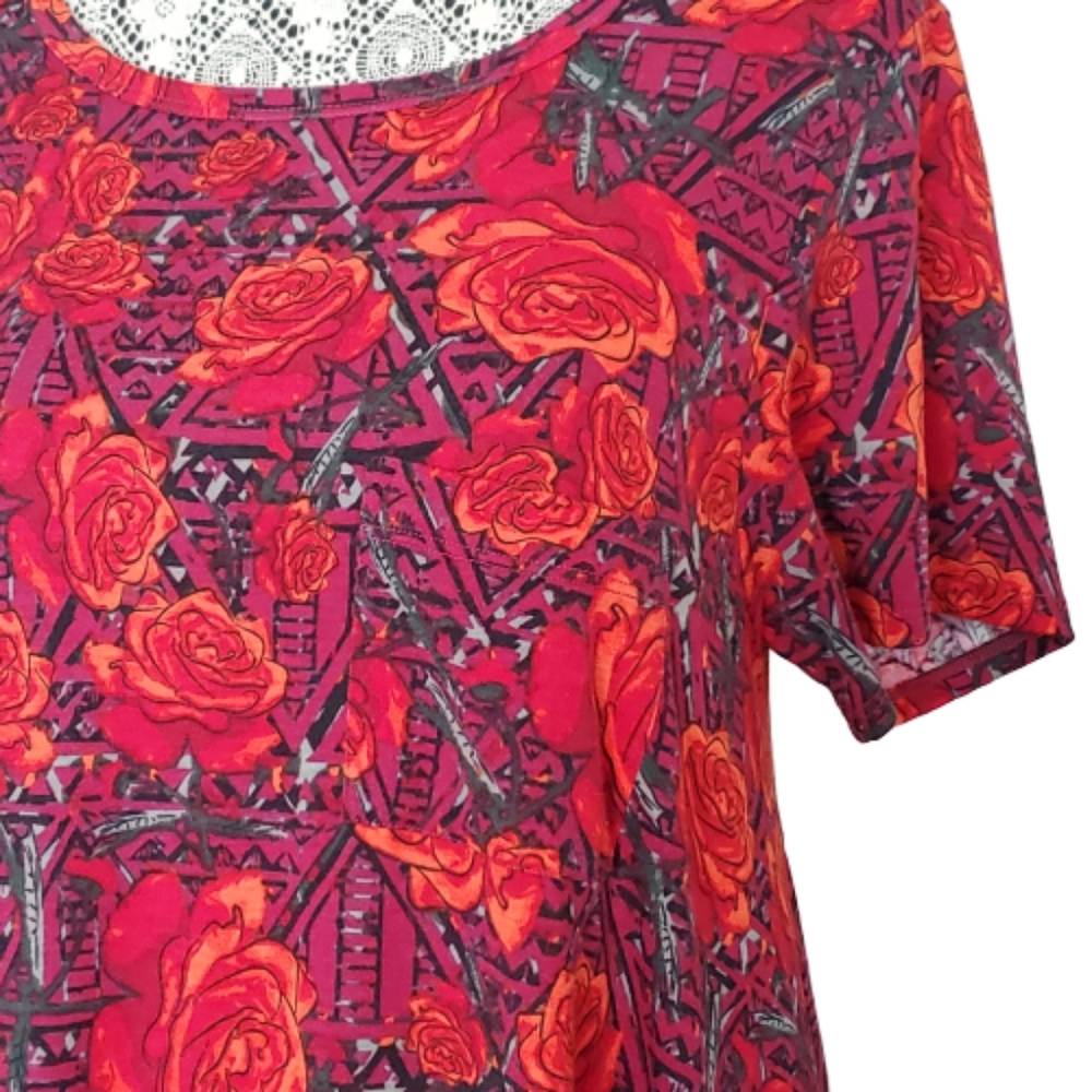 🚫SOLD🚫Lularoe Red Flowered 'Carly' Swing Dress - Picture 3 of 7